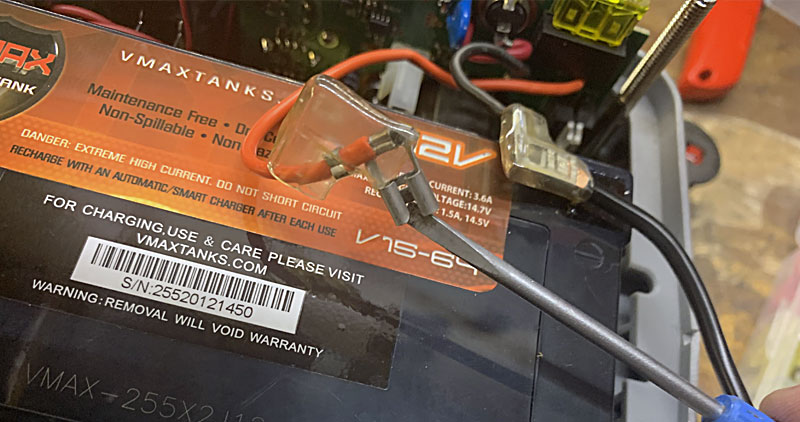 Connecting a vmax battery to a goal zero yeti 150