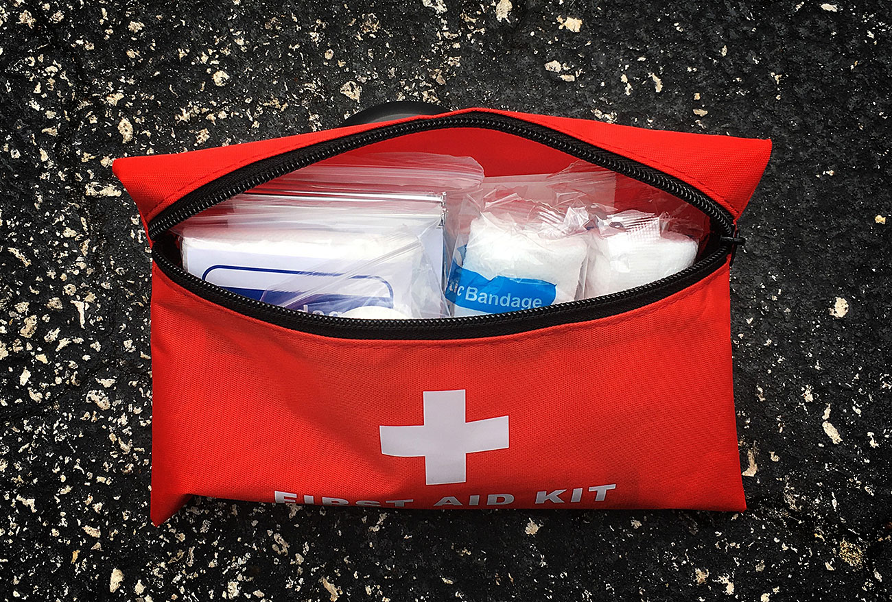 Survival Hax Roadside Emergency Kit first aid