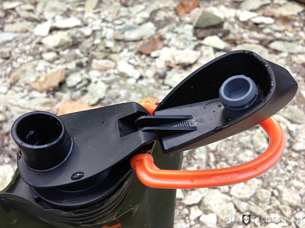Vapur Eclipse Anti-Bottles showing the bottle top